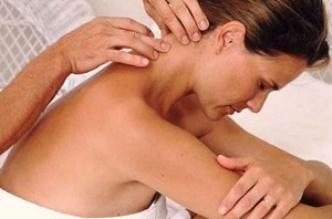 Как снять боль в шее Как снять боль в шее